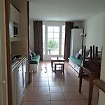 Apartment Appt Hameau Du Avec Piscine Et Vue Sur Le