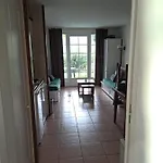 Apartment Appt Hameau Du Avec Piscine Et Vue Sur Le