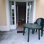 Appt Hameau Du Avec Piscine Et Vue Sur Le * Marciac