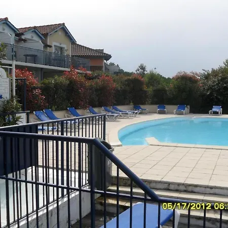 Appt Hameau Du Avec Piscine Et Vue Sur Le Apartmán *