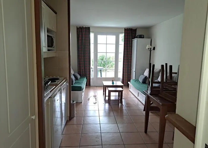 Apartment Appt Hameau Du Avec Piscine Et Vue Sur Le