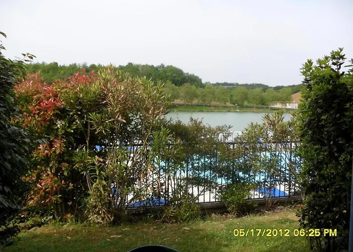 Appt Hameau Du Avec Piscine Et Vue Sur Le Apartment