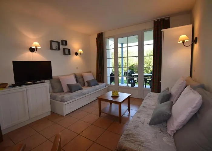 Apartment Appt Hameau Du Avec Piscine Et Vue Sur Le *